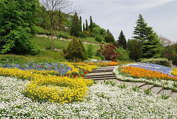 Майнау, остров цветов в Германии